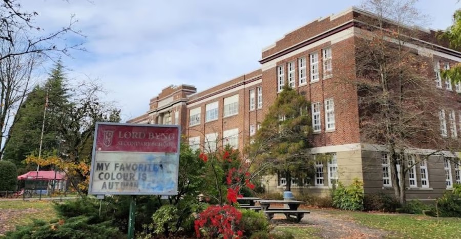 <who> Photo Credit: Angela Jeffery