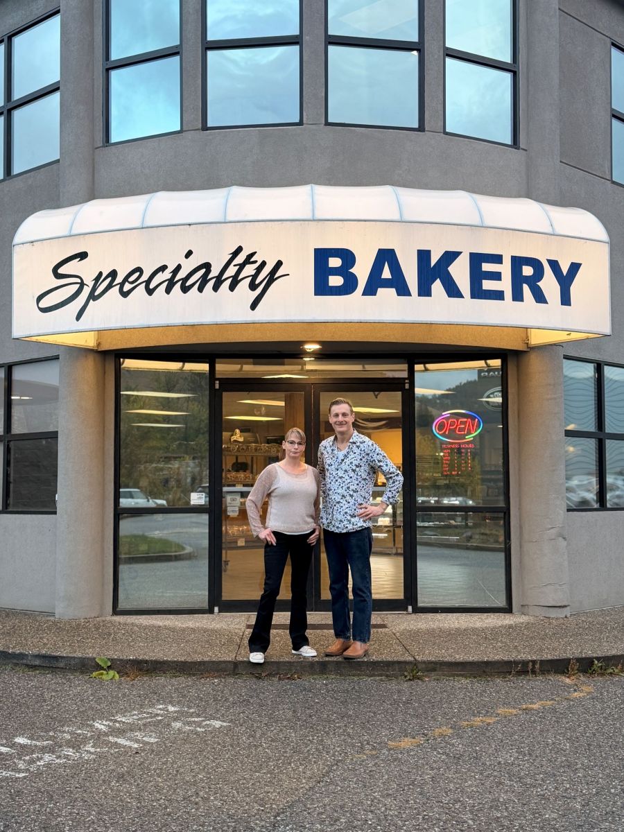 <who>Photo Credit: Contributed</who>Specialty Bakery - Tia Bleackley and Mathew Morazain